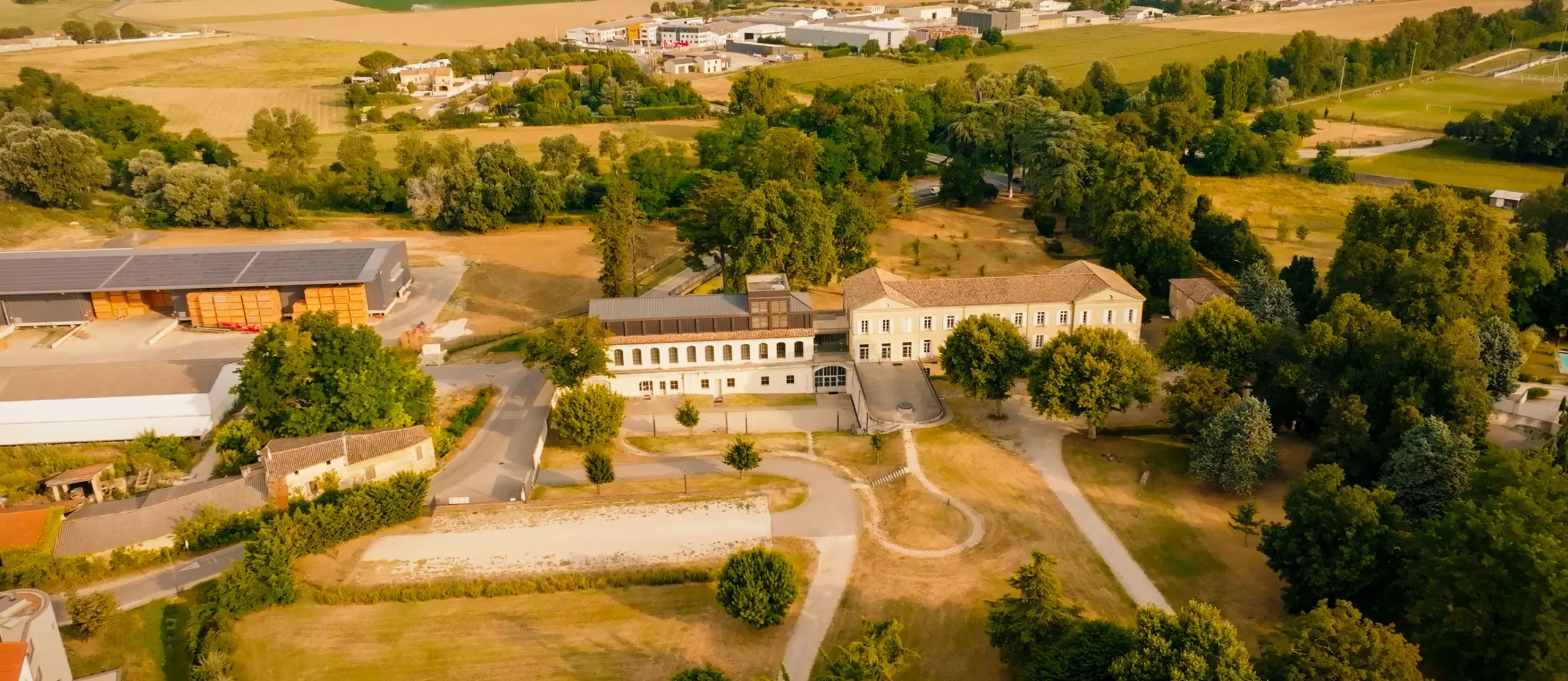 extérieur domaine des clévos