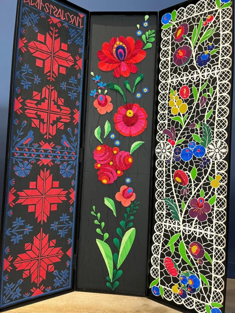 Paravent inspiré des Balkans
